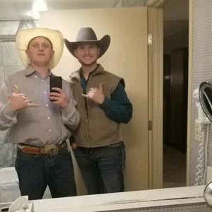 Meet your Posher, Calup